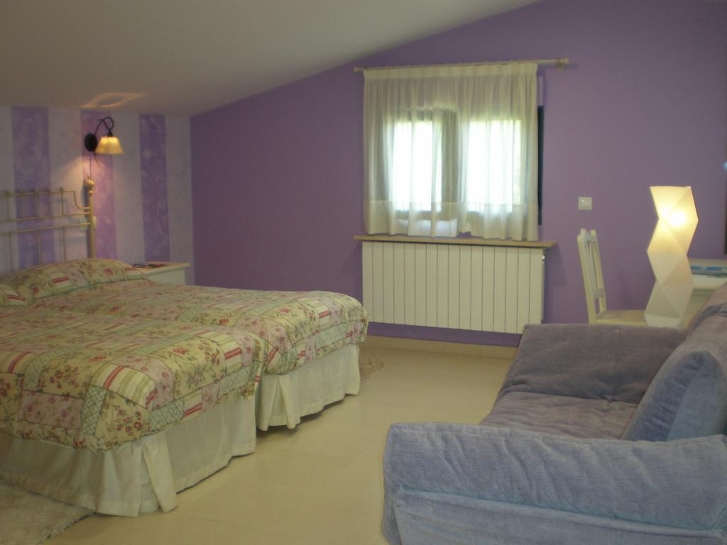 Hotel Rural La Consulta De Isar Room photo